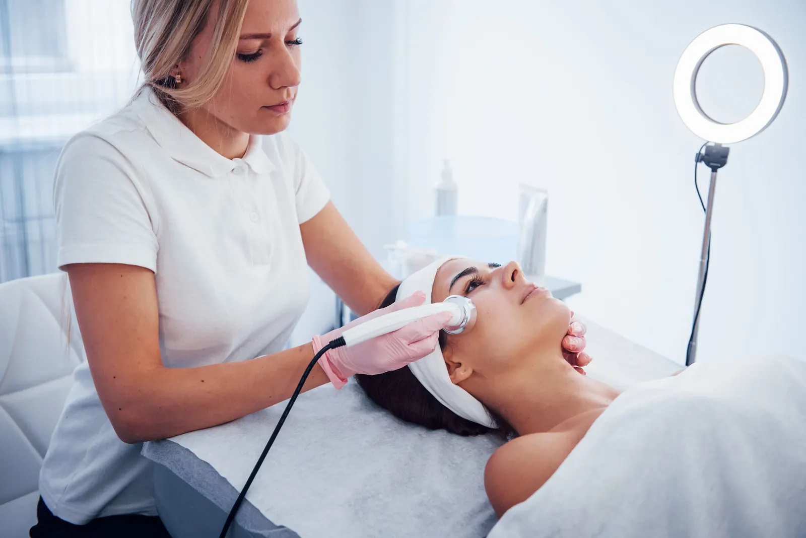 Facial treatment in a spa